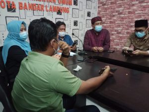 Akhirnya, KPU Bandarlampung Diskualifikasi Pasangan Eva -Deddy