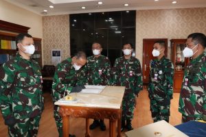 Sekjen Pimpin Sertijab Karo Turdang serta Karo Humas Setjen Kemhan