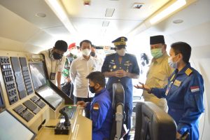 Menhan Prabowo Serahkan Pesawat Karya Anak Bangsa CN235-220 Kepada AU Senegal