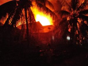 Delapan Rumah Warga Dilalap Si jago Merah