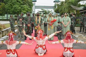 Menjelang Purna Tugas, Kunker ke Kodim 0427 Waykanan Danrem Beri Pengarahan Kepada Prajurit Dan PNS