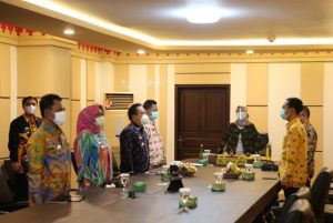 Pemprov Lampung Dorong Kabupaten Pesisir Barat Fokus Kembangkan Potensi Perikanan dan Pariwisata