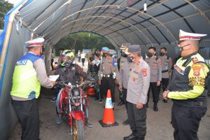Wakapolda Lampung Tinjau Pos Pengetatan di Rest Area Lambu Kibang
