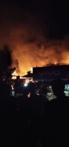 Tiga Rumah di Krui Dilahap Sijago Merah