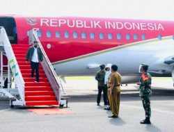 Keren, Pesawat Kepresidenan Merah Putih Mendarat di Lampung