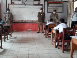 PTM Terbatas Pertama, Tim Monev Lambar Gencar Sosialisasi Prokes 5 M di Sekincau