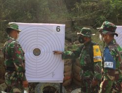 Meski Pandemi Covid-19, Uji Kemampuan dan Kemahiran Perwira Korem 043/Gatam Latihan Menembak Pistol dengan Prokes 5 M