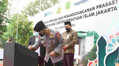 Hadiri Peletakan Batu Pertama Islamic Center PERSIS DKI Jakarta, Kapolri Yakin Hasilkan SDM Berkualitas