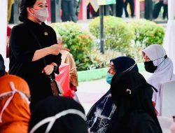 Puan Maharani: Jangan Ada Daerah ‘Ketinggalan Kereta’ karena Vaksinasi Rendah