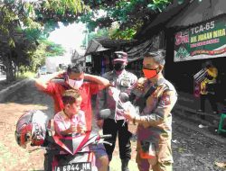 Satgas Covid-19 Lampung Utara Patroli Penegakan Prokes 5M dan Bagikan Masker di Pasar Central