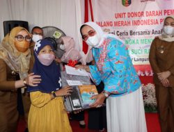 Sambut Bulan Ramadhan, Riana Sari Arinal Berbagi Bersama Penderita Thalasemia