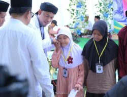 Ajak Umat Gemar Bersedekah, Majelis Dzikir At-Thohir Kota Metro Gelar Tabligh Akbar dan Santunan Yatim