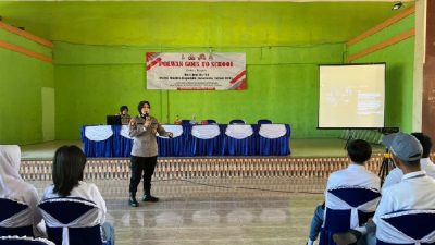 Polwan Polres Lampung Utara Goes To School