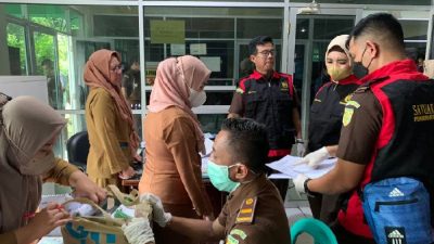 Kejati Lampung Geledah Kantor DLH Bandarlampung, Berikut Dokumen yang Dibawa!