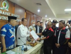 Ketua DPRD Mingrum Gumay Terima Aspirasi Driver Ojol, Segera Tindaklanjuti!