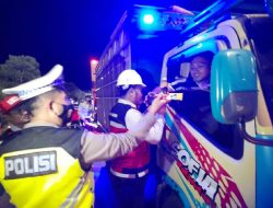 Hutama Karya Divisi Operasi dan Pemeliharaan Tol Bakter Gelar Operasi Mengantuk di KM 87