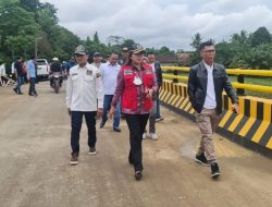 Komisi IV DPRD Lampung Sidak Jembatan Way Billu yang Ambrol Usai Dibangun!