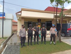 Antisipasi Pasca Teror di Mapolsek Astana Anyar, Mapolres Tulang Bawang Barat Polda Lampung Perketat Penjagaan Mako.