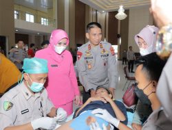 Polda Lampung Khitan 150 Anak
