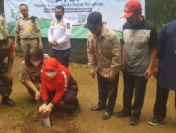 Kepala BPN Kota Bandarlampung Saksikan Pemasangan Patok Aset Tanah Pemkot di Kelurahan Beringin Jaya