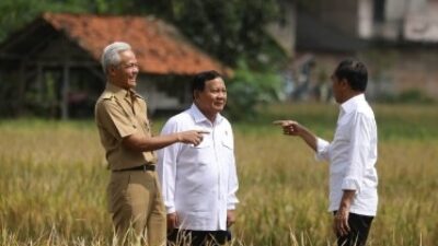 Prabowo-Ganjar Akrab Bareng Jokowi saat Panen Padi di Jateng, Pengamat: Capres-Cawapres Ideal di Pemilu 2024