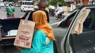 Group Prima Lampung Berbagi Takjil di Bulan Ramadan
