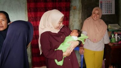 Cegah Stunting, Lesty Putri Utami Berikan Makanan Pendamping Balita dan Ibu Hamil di Lampung Selatan