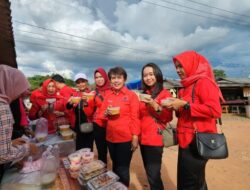 Bagikan Ratusan Takjil di Mesuji, Condro: Kita Beli ke Pedagang dan Dibagikan ke Masyarakat