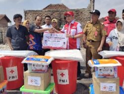 Pemprov Lampung dan PMI Bantu Korban Kebakaran di Lambar
