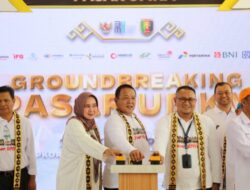 Peletakan Batu Pertama Pembangunan Pasar UMKM di PKOR Wayhalim, Gubernur Gandeng Kementerian BUMN