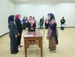 Rektor Unila Lantik Dekan Baru Fakultas Kedokteran