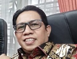 Halangi Kerja Jurnalistik, Mantan Ketua KI Minta 2 Perbup Tubaba Dicabut