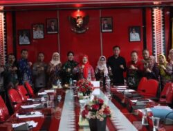 Walikota Eva Dwiana Pimpin Rapat Tim Gugus KLA Bandarlampung