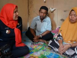 Walikota Eva Dwiana Kunjungi Langsung Rumah Keluarga Bocah Tenggelam di Pesisir Laut