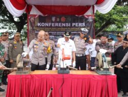 Petugas Satlantas Polres Pringsewu Musnahkan 153 Unit Knalpot Brong Atau Racing