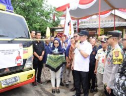 Pj Bupati M. Firsada Melepas Pendistribusian Logistik Pemilihan Umum Tahun 2024