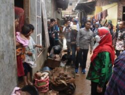 Wali Kota Eva Dwiana Cek Rumah Warga Terdampak Banjir
