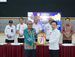 Pj Bupati Pringsewu Serahkan LKPD Unaudited 2023 ke BPK RI Lampung