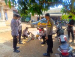 Sinergi Pemerintah Tiyuh dan Polsek Tumijajar Cegah DBD, Lakukan Fogging di Tiyuh Karta Raharja.