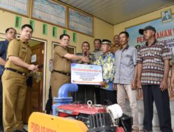 PJ Bupati Tubaba M.Firsada Salurkan Bantuan Mesin Pompa Air