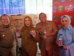 Walikota Eva Dwiana Launching Air Minum Kemasan Merek Siger Produksi PDAM Way Rilau