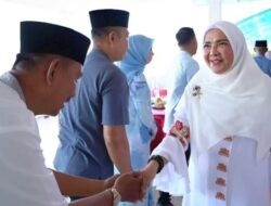 Walikota Bandarlampung Salat Ied di Stadion Waydadi