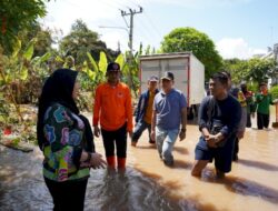 Walikota Bandarlampung Tinjau Banjir di Citra Garden