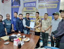 Adi Erlansyah Mengambil Formulir Calon Bupati di NasDem Pringsewu