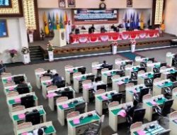 Terjadi Walk Out DPRD Provinsi Lampung saat Sidang Paripurna