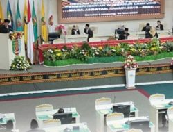 DPRD Paripurnakan Usulan Pemberhentian Gubernur Lampung
