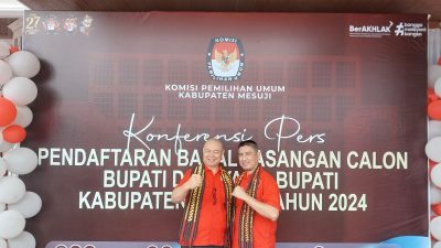 Optimis Menang Di Pilkada 2024, Ratusan Relawan Hantarkan Paslon Syamsudin – A Yulivan Mendaftar Ke KPUD Mesuji