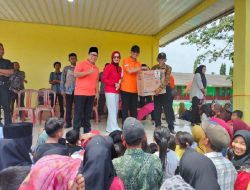 Semarakkan HUT RI ke-79, Adi Erlansyah dan Hisbullah Huda Sapa Masyarakat Pekon Siliwangi