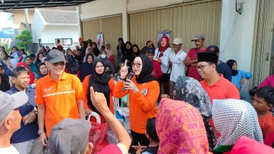 Adi Erlansyah dan Hisbullah Huda Hadiri Jalan Sehat dan Perlombaan Menyemarakkan HUT RI ke-79 di Fajaresuk