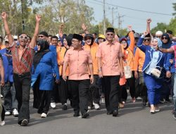 Daftar di Hari Pertama, Adi Erlansyah dan Hisbullah Huda Diiringi Seni Kuda Kepang, Hingga Tukang Ojek dan Disambut Sholawat Badar